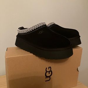 Woman’s Brand new UGG Tazz Braid platform slipper Black size 7 with box